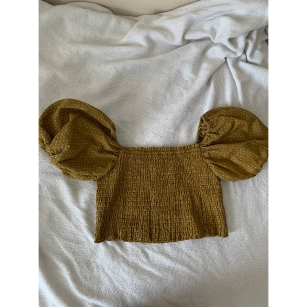 Wild Fable Puff Top